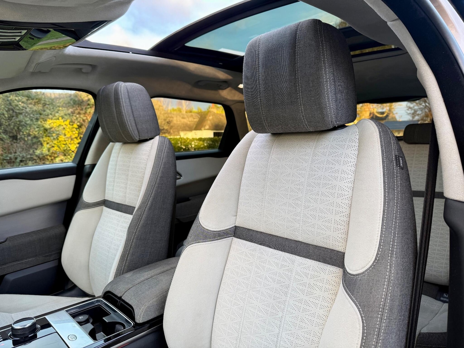 Used Land Rover Range Rover Velar 2018 for sale - 77131639: Photo 52