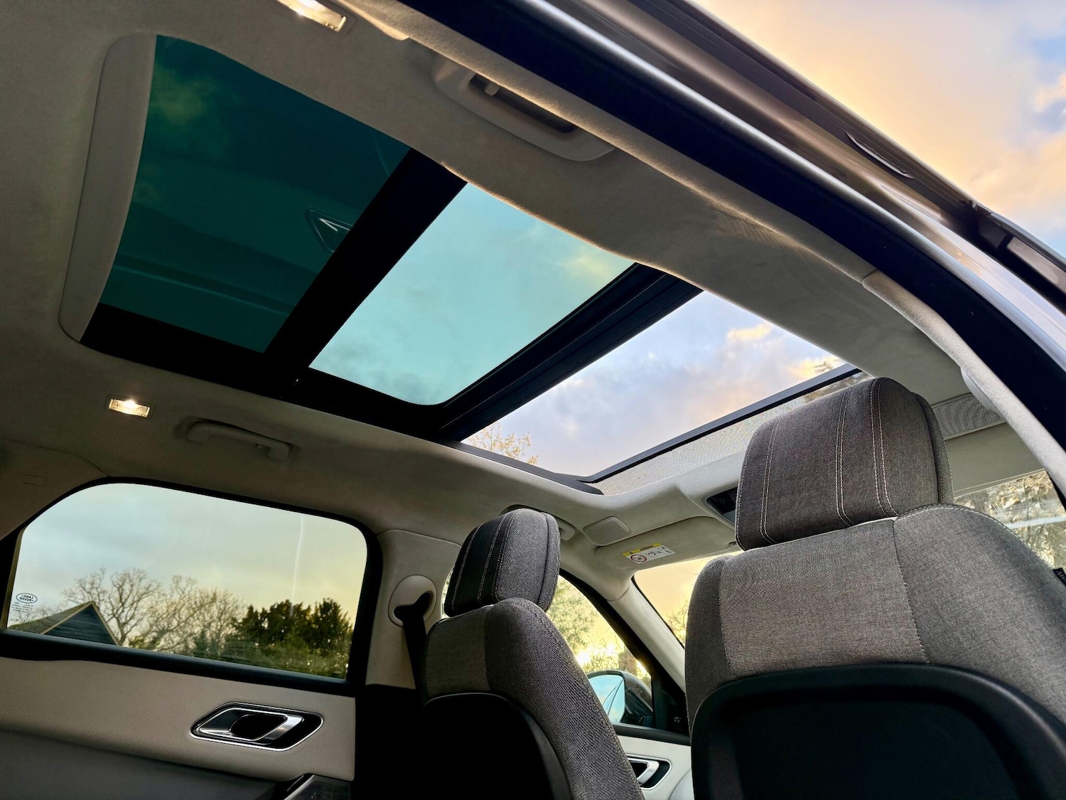 Used Land Rover Range Rover Velar 2018 for sale - 77131639: Photo 54