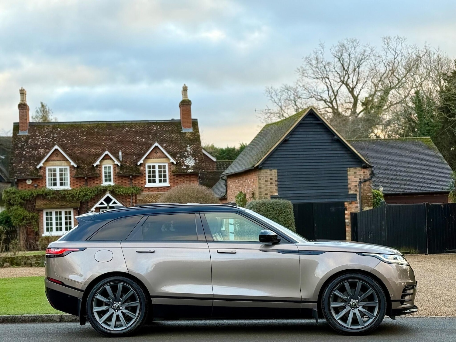 Used Land Rover Range Rover Velar 2018 for sale - 77131639: Photo 6
