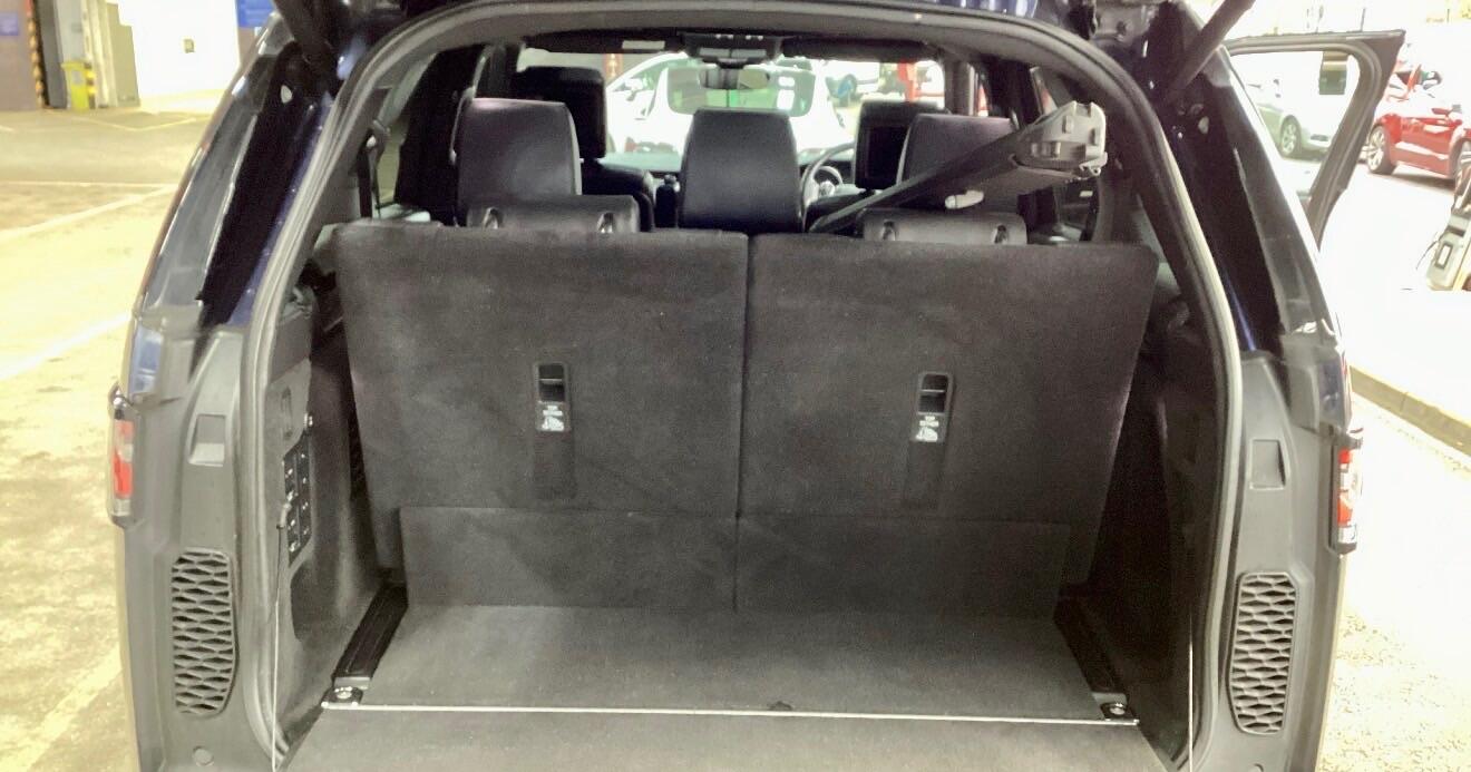 Used Land Rover Discovery 2017 for sale - 76562222: Photo 11