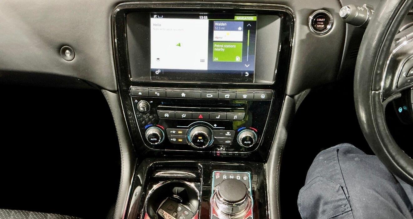 Used Jaguar XJ 2015 for sale - 77924890: Photo 7