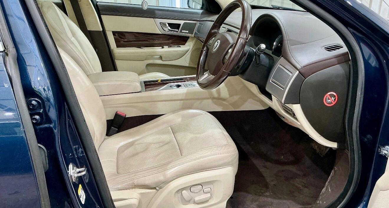 Used Jaguar XF 2009 for sale - 77784156: Photo 7