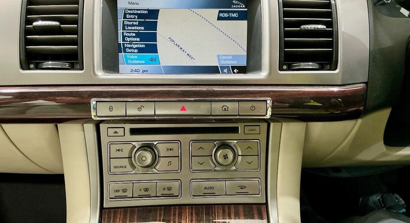 Used Jaguar XF 2009 for sale - 77784156: Photo 9