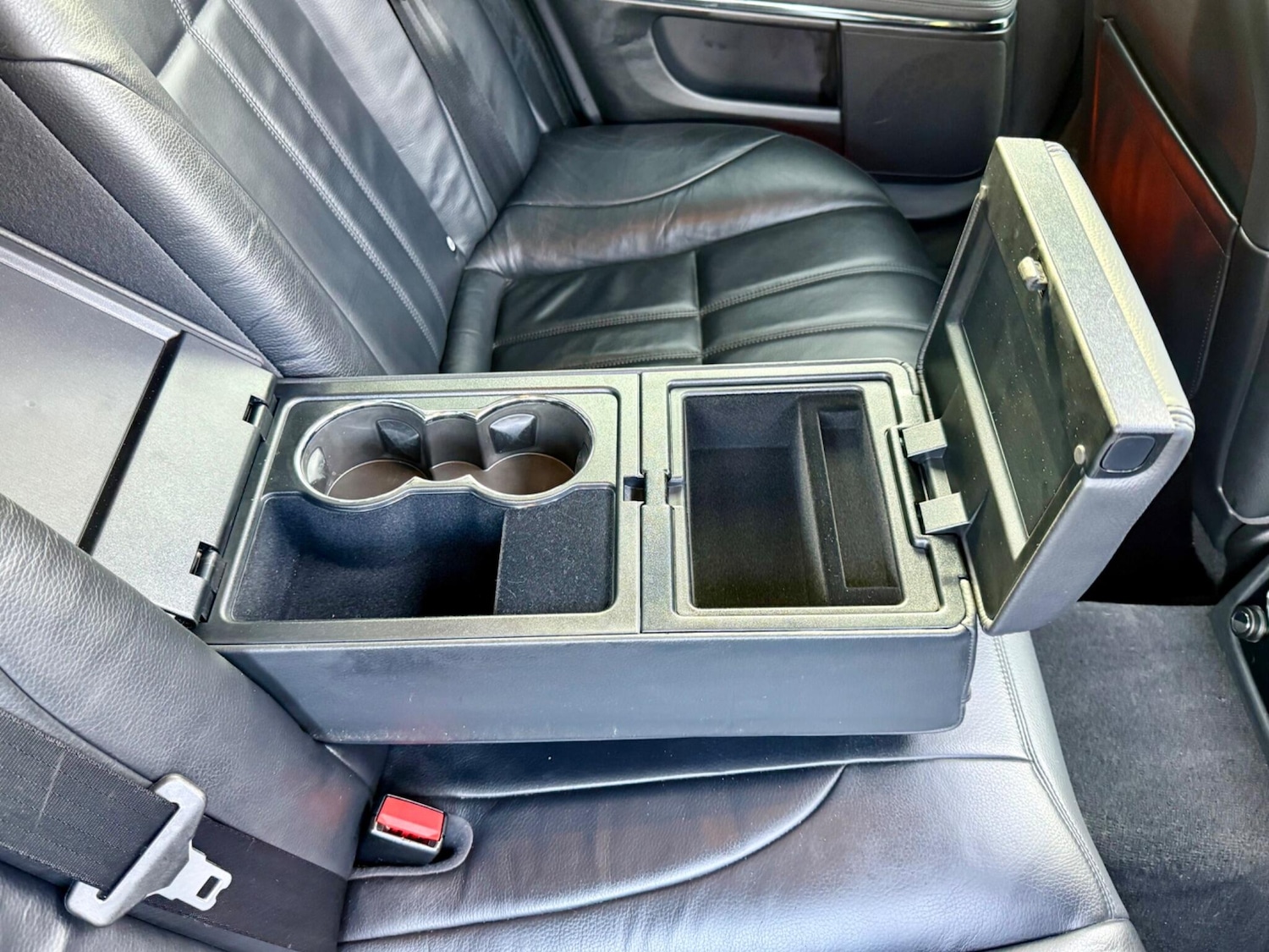 Used Jaguar XJ 2012 for sale - 77358553: Photo 28