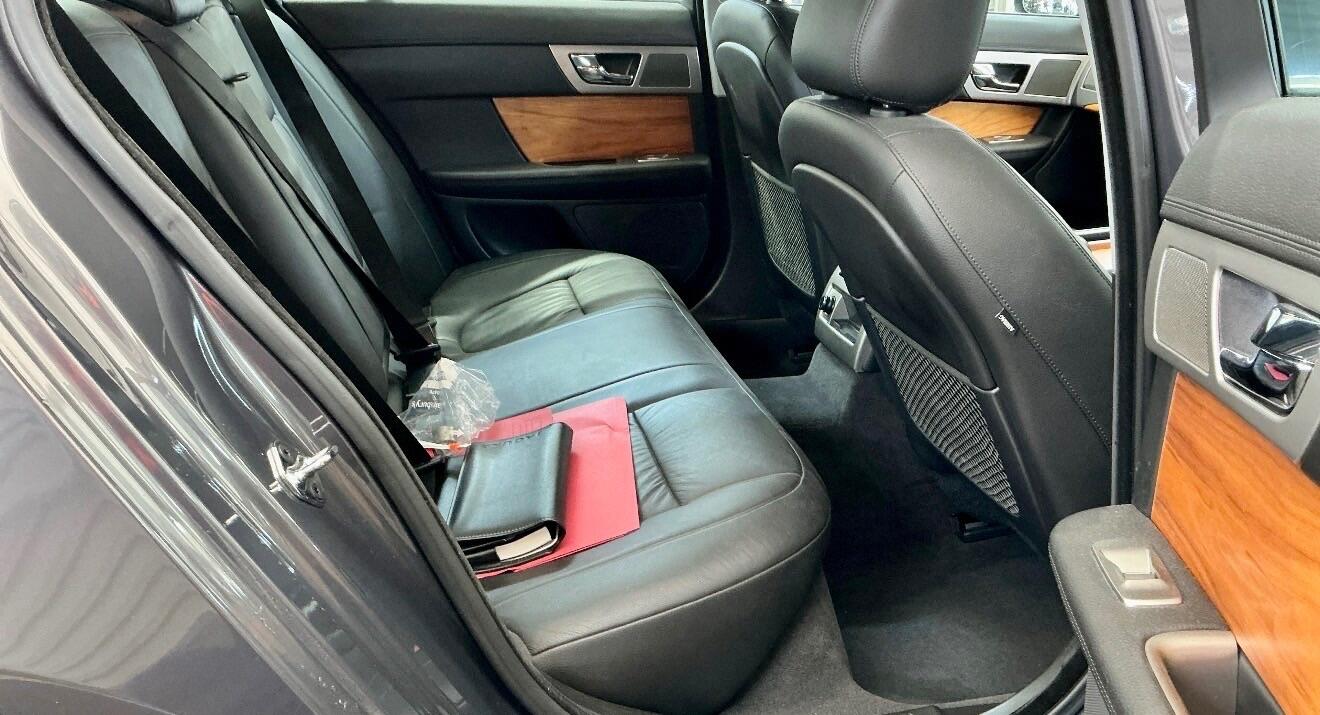Used Jaguar XF 2010 for sale - 77424673: Photo 10
