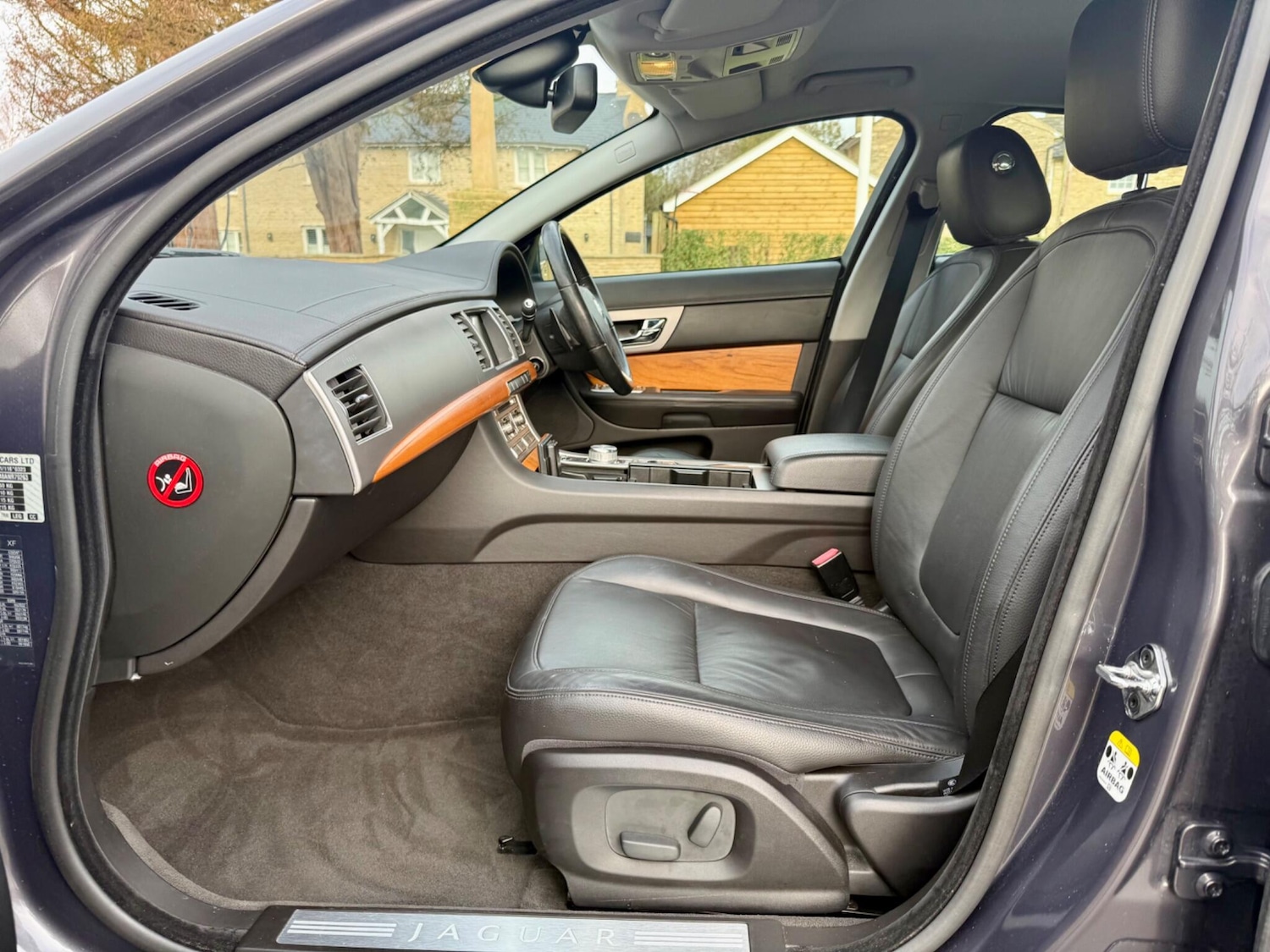 Used Jaguar XF 2010 for sale - 77424673: Photo 18