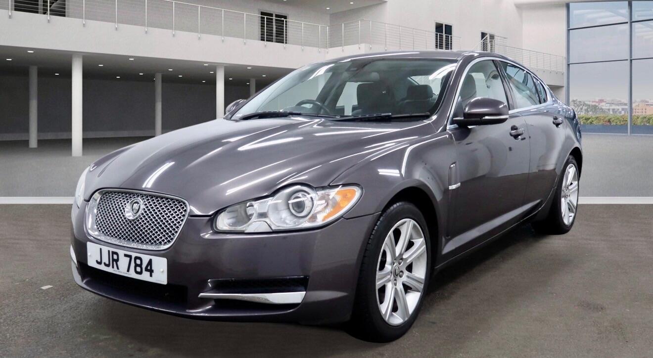 Used Jaguar XF 2010 for sale - 77424673: Photo 2