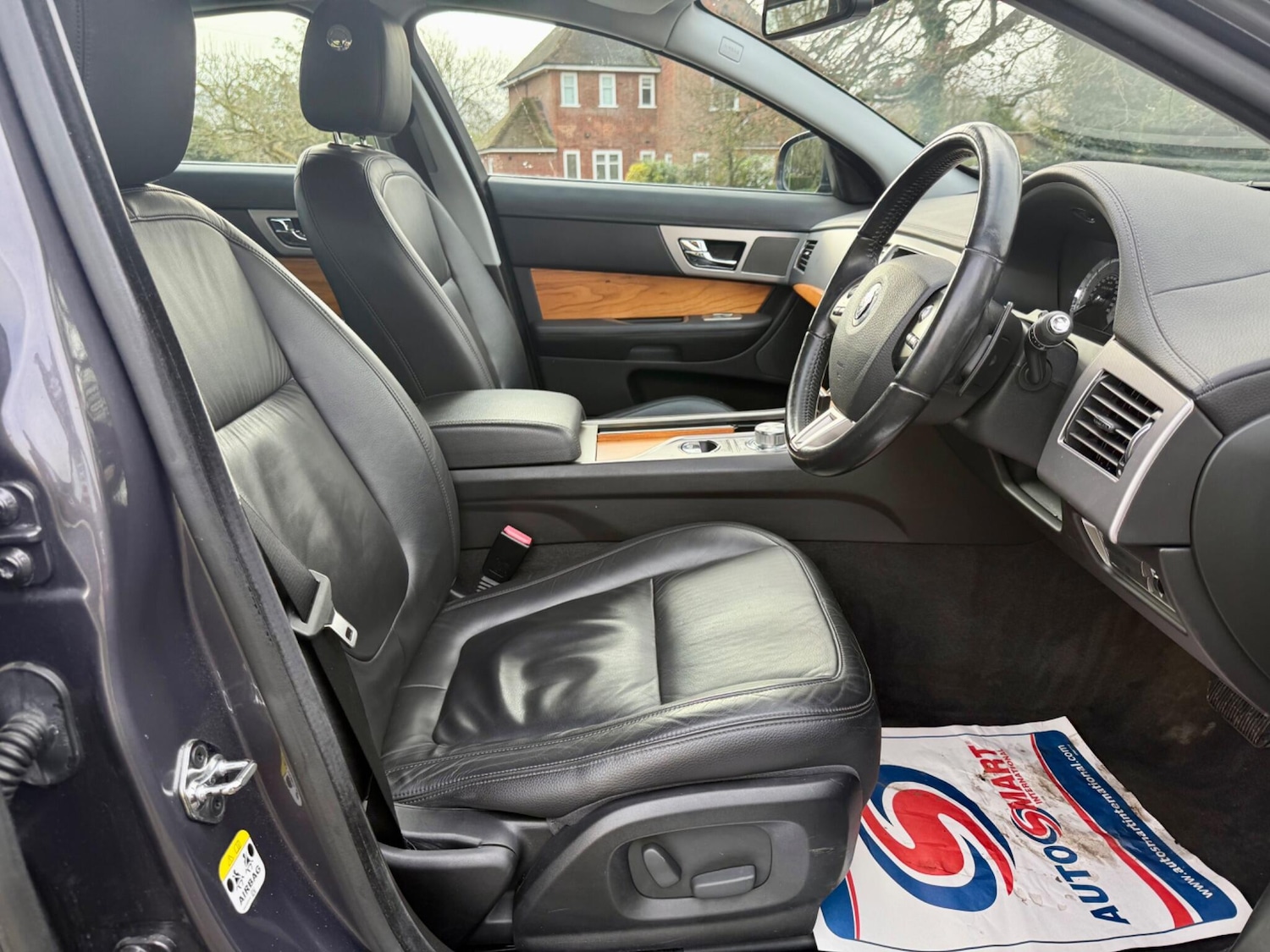 Used Jaguar XF 2010 for sale - 77424673: Photo 20