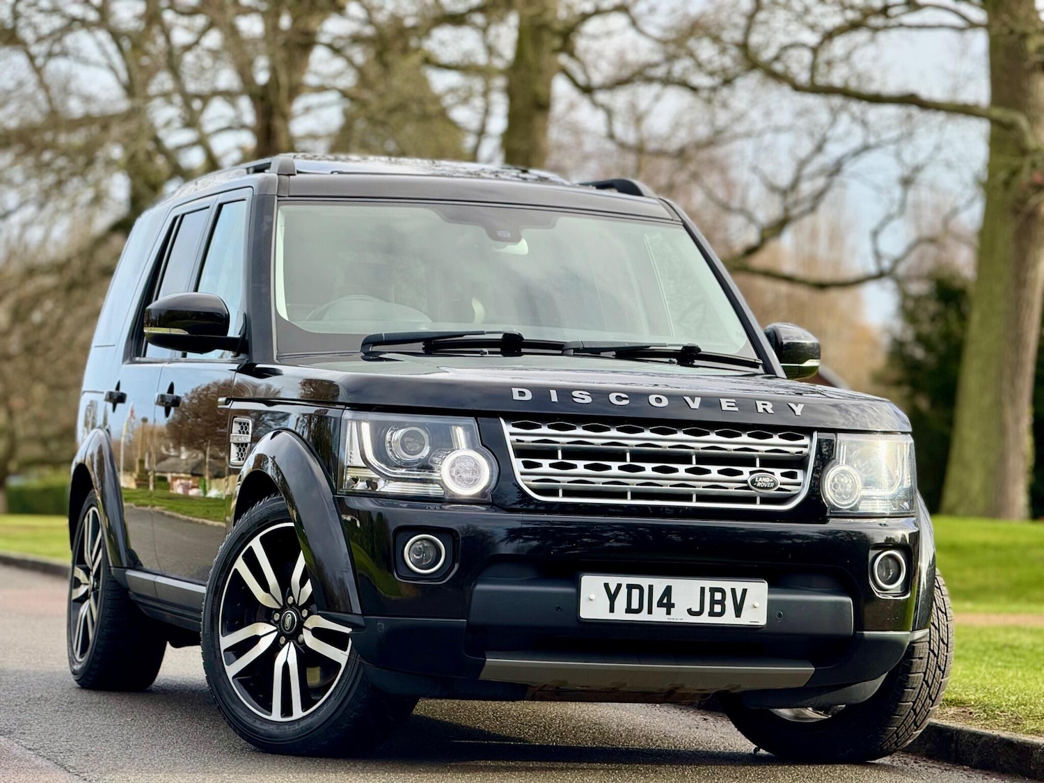 Used Land Rover Discovery 2014 for sale - 77940049: Photo 2