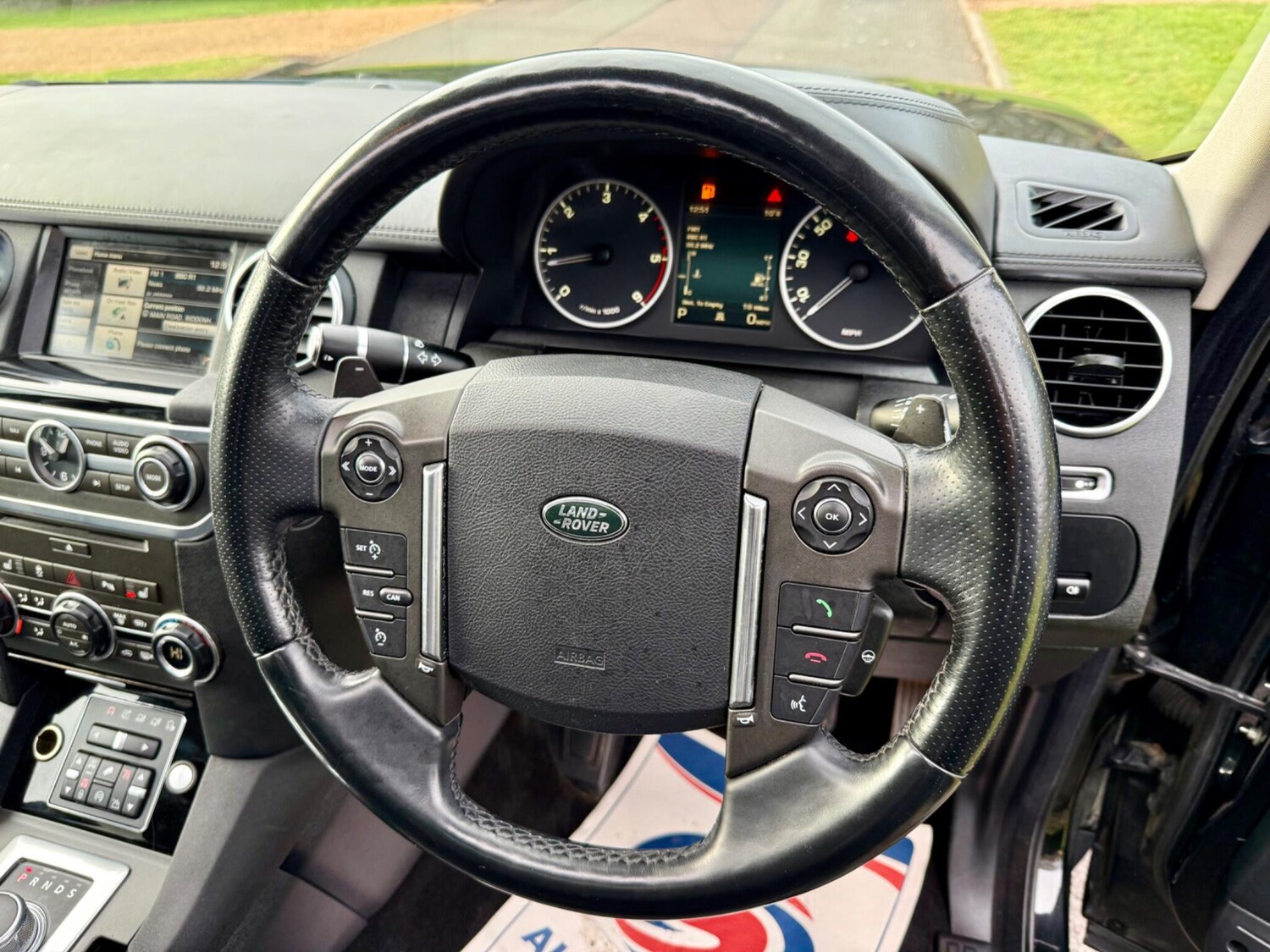 Used Land Rover Discovery 2014 for sale - 77940049: Photo 31