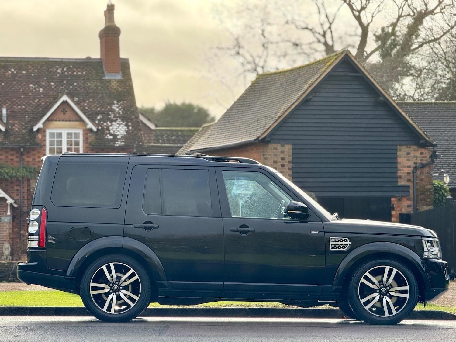 Used Land Rover Discovery 2014 for sale - 77940049: Photo 4