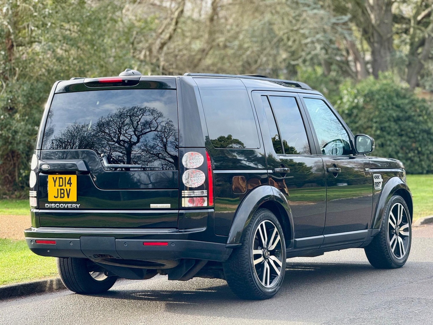 Used Land Rover Discovery 2014 for sale - 77940049: Photo 5