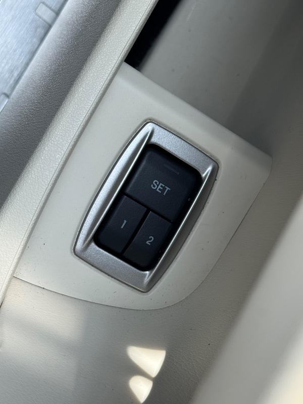 Used Jaguar XF 2014 for sale - 75268282: Photo 30