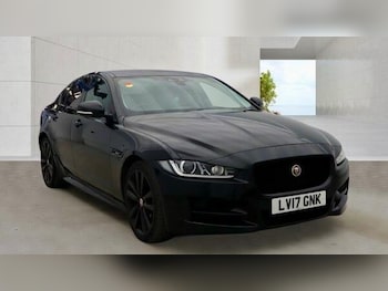 Used Jaguar XE 2017 for sale - 78898287: Photo