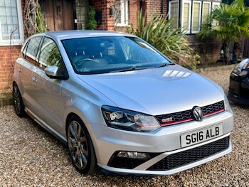 Used Volkswagen Polo 2016 for sale - 77314899: Photo