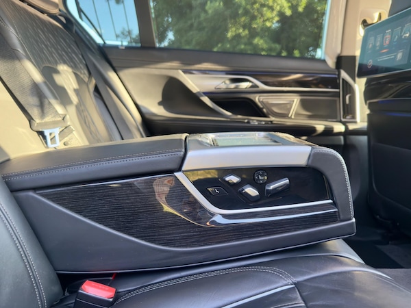 Used BMW 7 Series 2015 for sale - 75402292: Photo 39