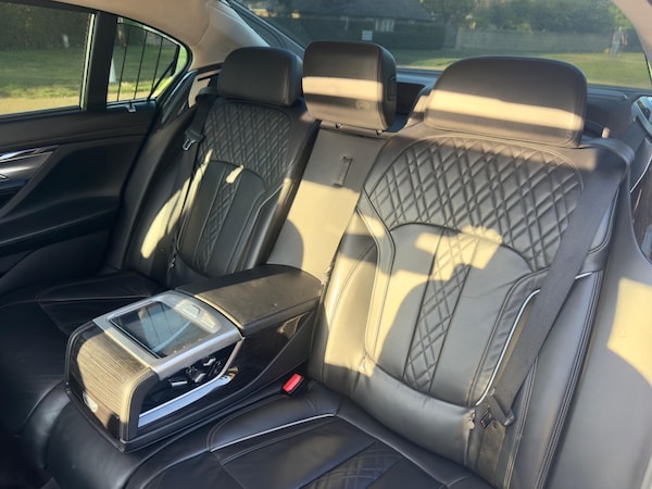 Used BMW 7 Series 2015 for sale - 75402292: Photo 42