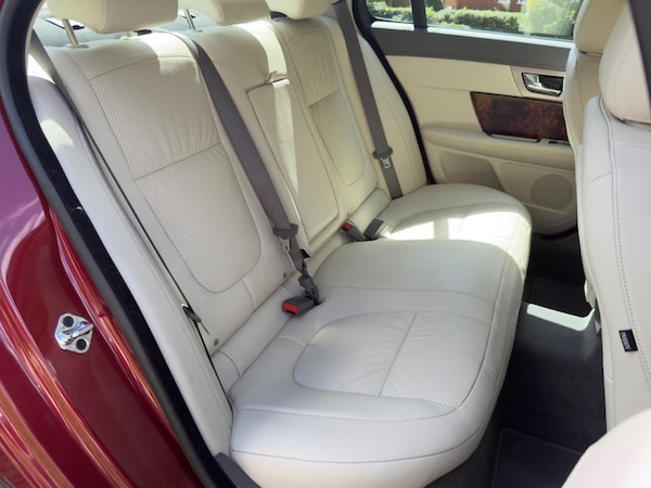 Used Jaguar XF 2010 for sale - 75387014: Photo 16