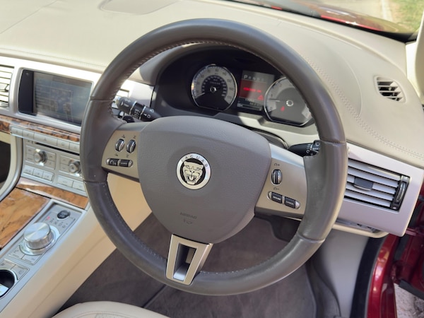 Used Jaguar XF 2010 for sale - 75387014: Photo 25