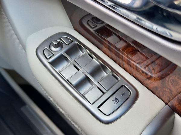 Used Jaguar XF 2010 for sale - 75387014: Photo 36