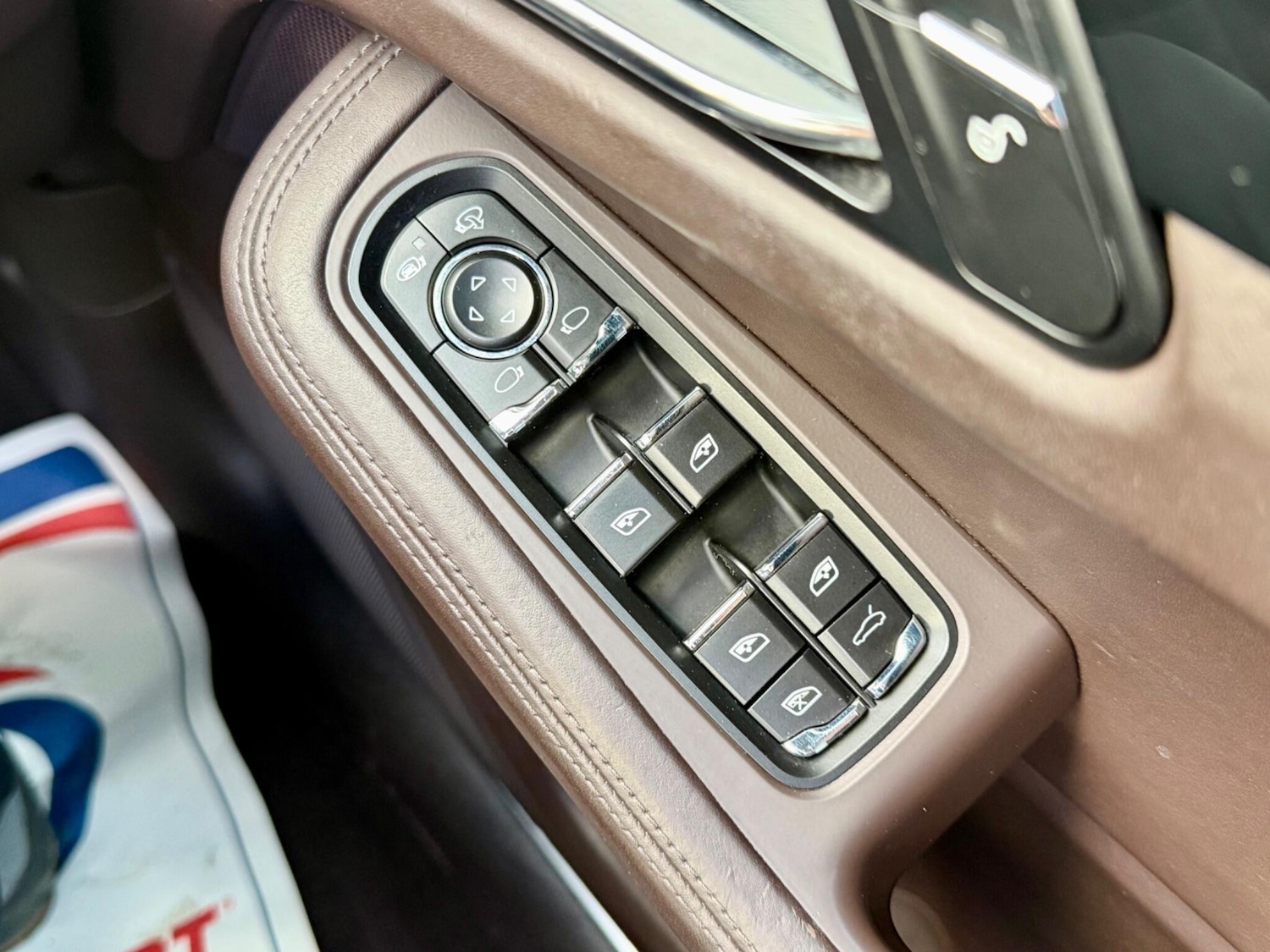 Used Porsche Macan 2015 for sale - 77066798: Photo 31