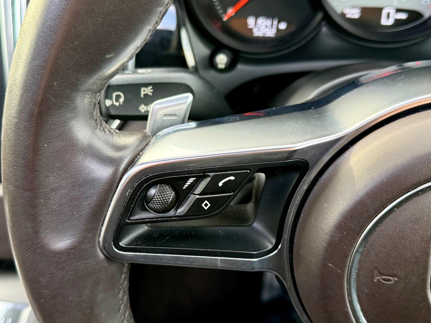 Used Porsche Macan 2015 for sale - 77066798: Photo 34