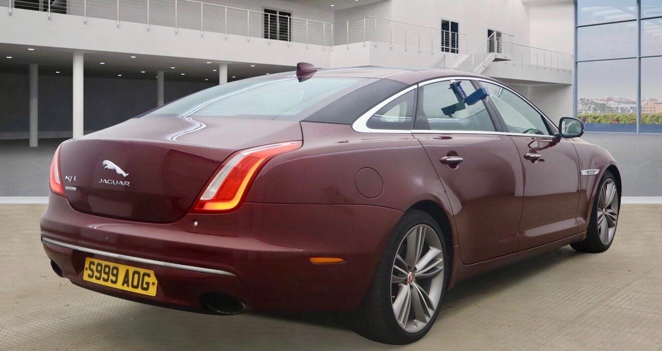 Used Jaguar XJ 2015 for sale - 76632781: Photo 4