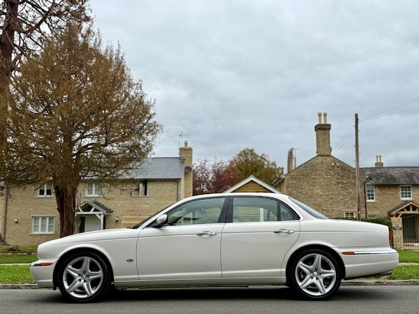 Used Jaguar XJ 2006 for sale - 76060708: Photo 11