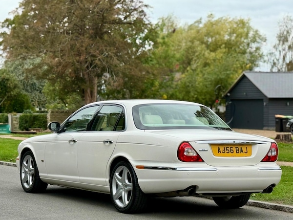 Used Jaguar XJ 2006 for sale - 76060708: Photo 12