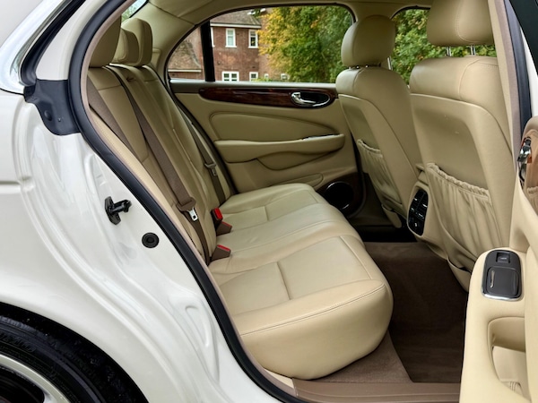 Used Jaguar XJ 2006 for sale - 76060708: Photo 14
