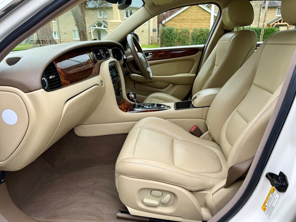 Used Jaguar XJ 2006 for sale - 76060708: Photo 19