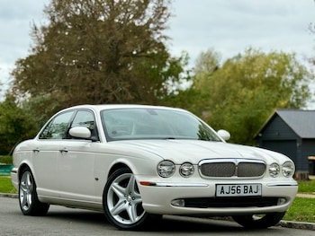 Jaguar - XJ
