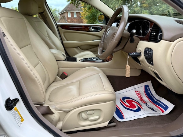 Used Jaguar XJ 2006 for sale - 76060708: Photo 21
