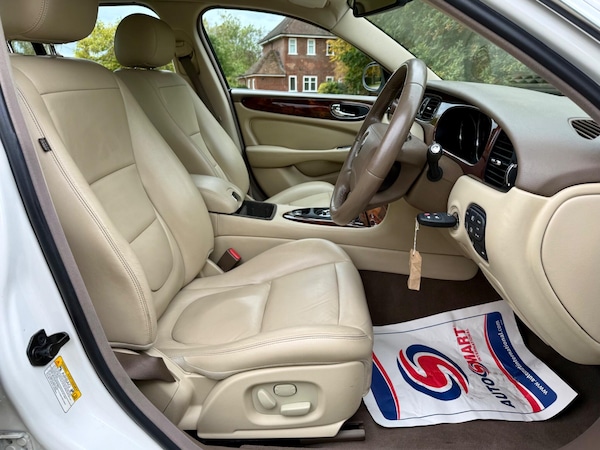 Used Jaguar XJ 2006 for sale - 76060708: Photo 22
