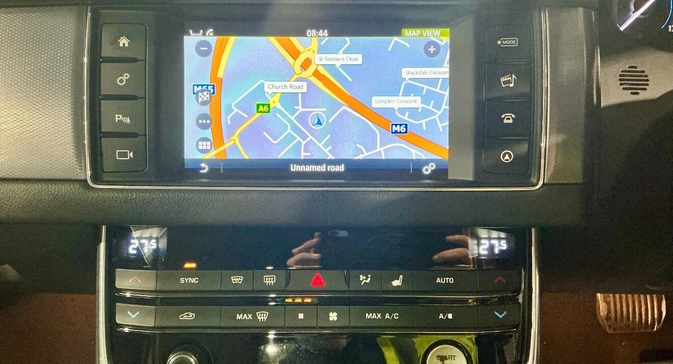 Used Jaguar XF 2016 for sale - 77377711: Photo 9