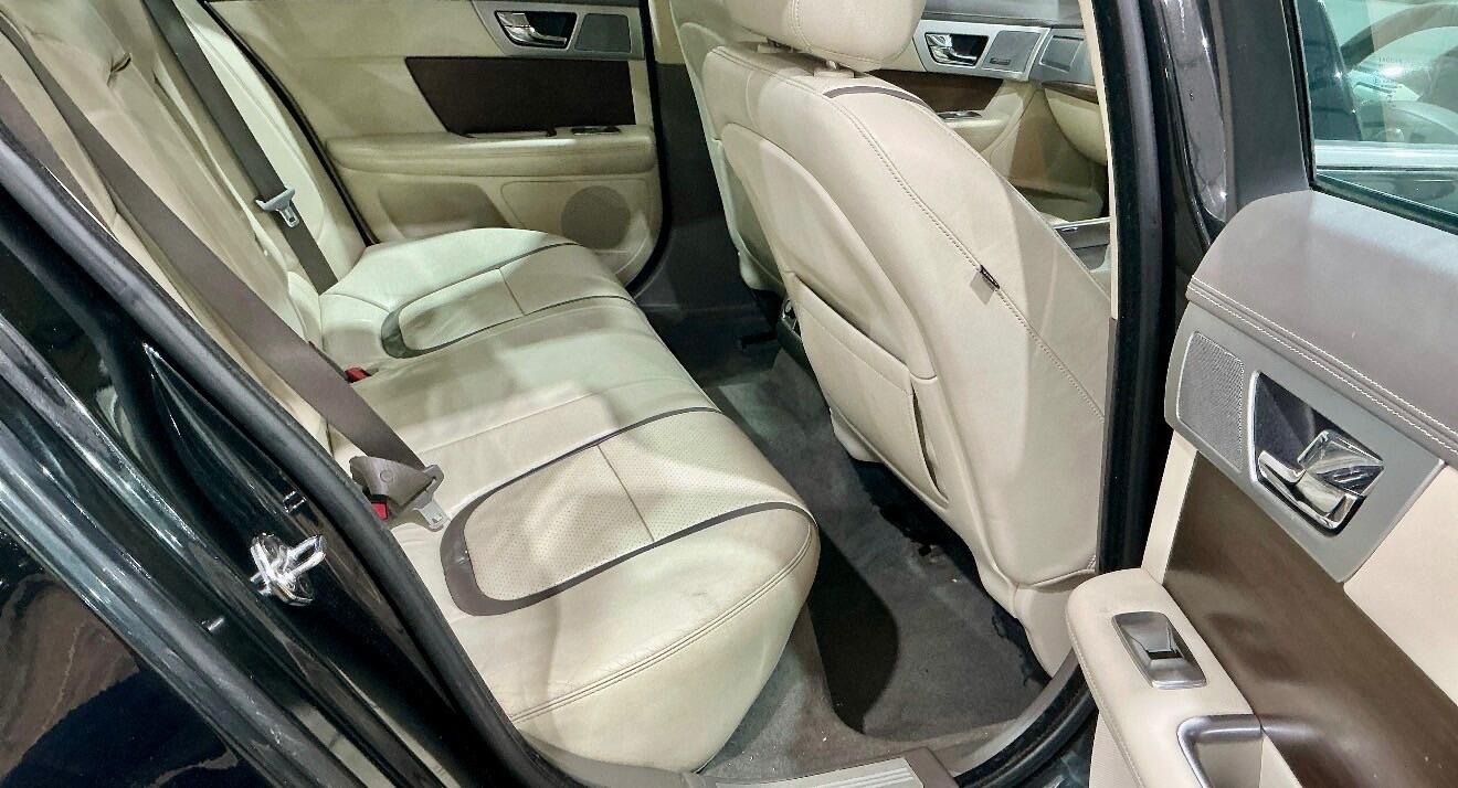 Used Jaguar XF 2012 for sale - 77410880: Photo 11