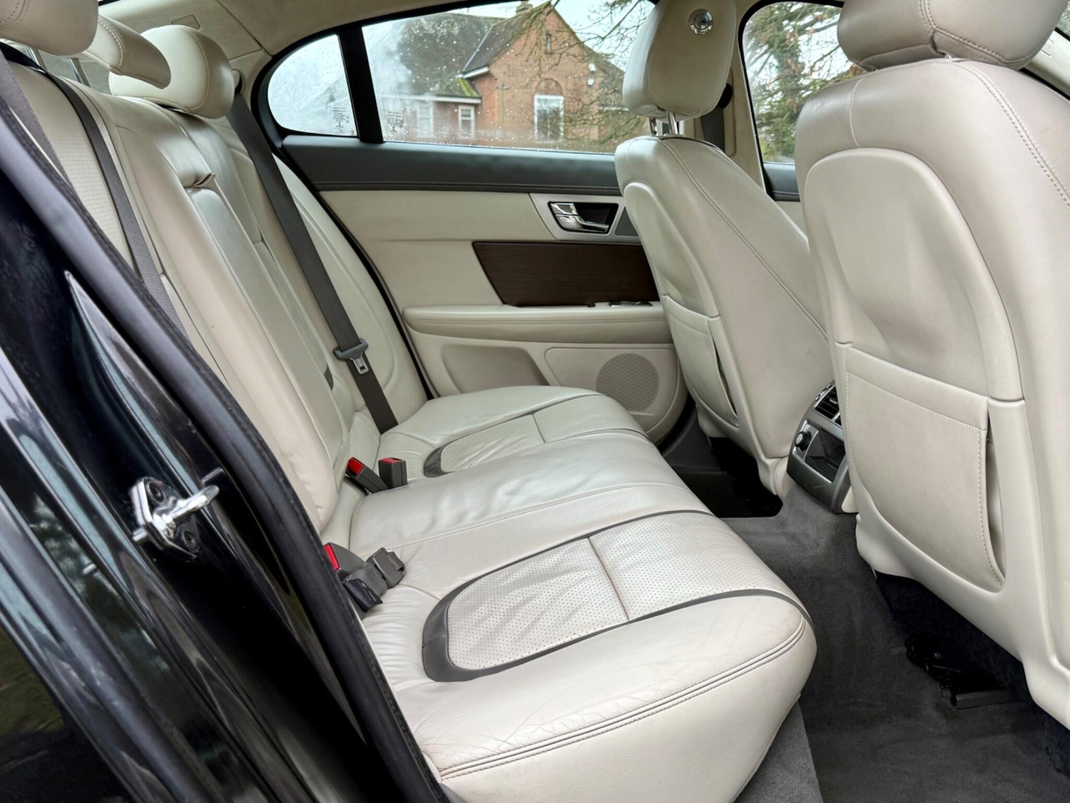 Used Jaguar XF 2012 for sale - 77410880: Photo 15