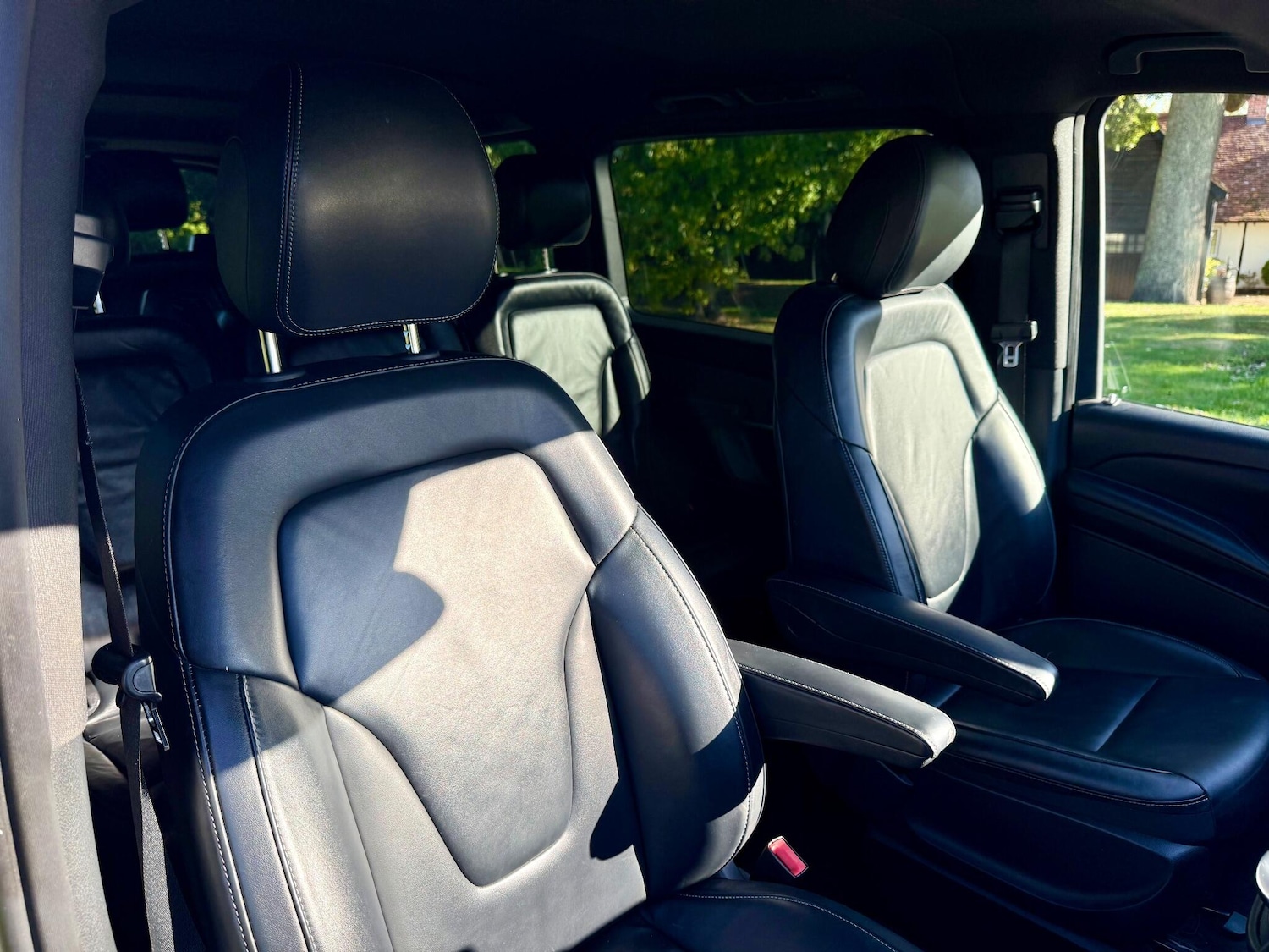 Used Mercedes-Benz V-Class 2017 for sale - 75608861: Photo 26