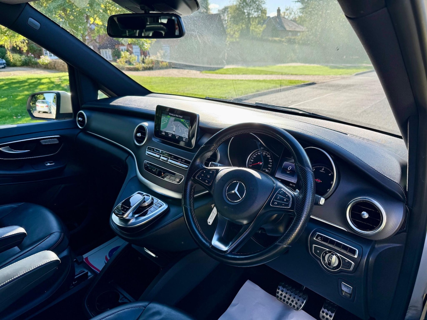 Used Mercedes-Benz V-Class 2017 for sale - 75608861: Photo 27