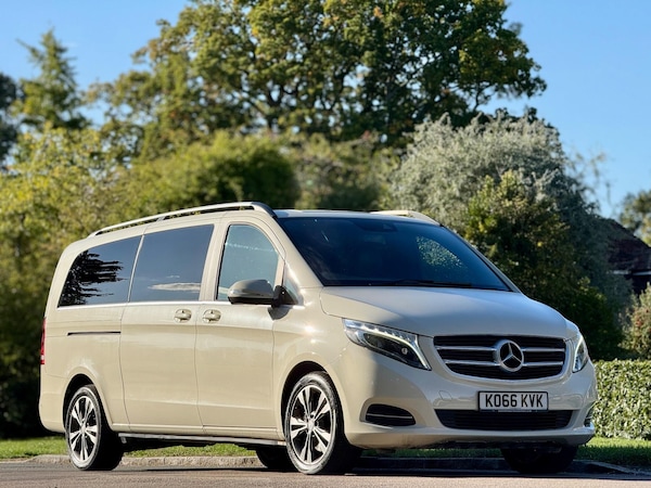 Used Mercedes-Benz V-Class 2017 for sale - 75608861: Photo 3