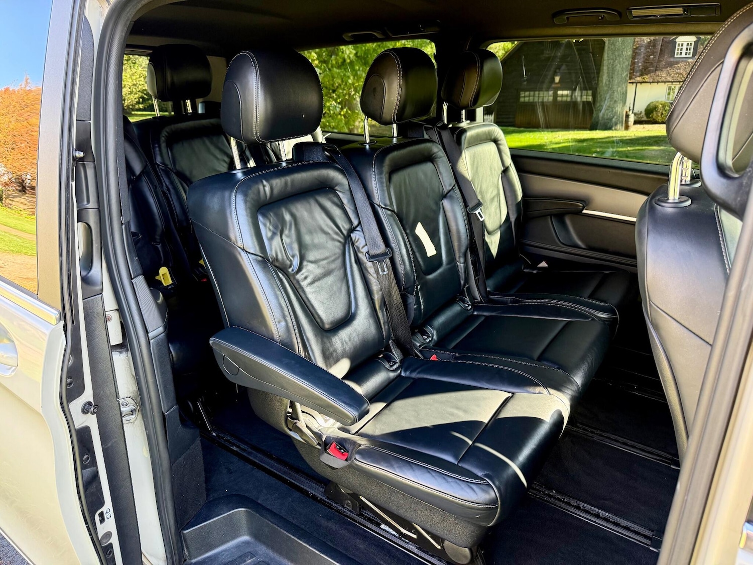 Used Mercedes-Benz V-Class 2017 for sale - 75608861: Photo 40