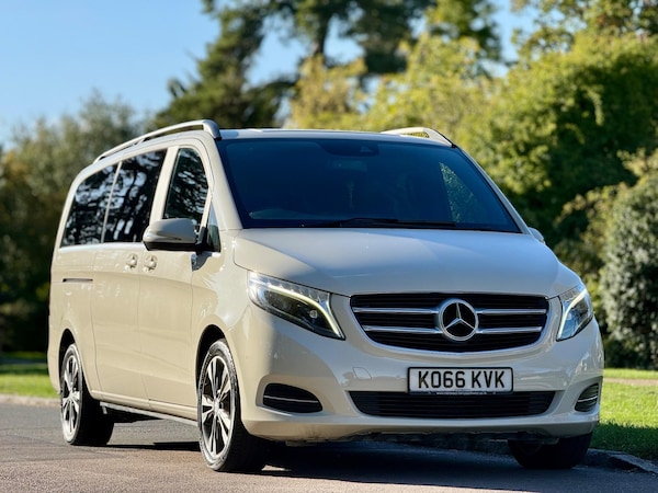 Used Mercedes-Benz V-Class 2017 for sale - 75608861: Photo 4