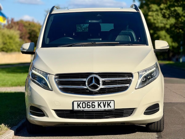 Used Mercedes-Benz V-Class 2017 for sale - 75608861: Photo 5