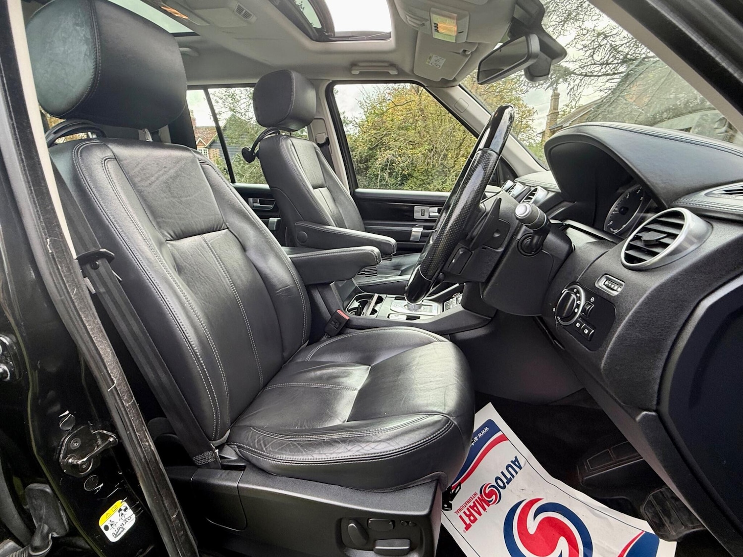 Used Land Rover Discovery 4 2015 for sale - 75782157: Photo 27
