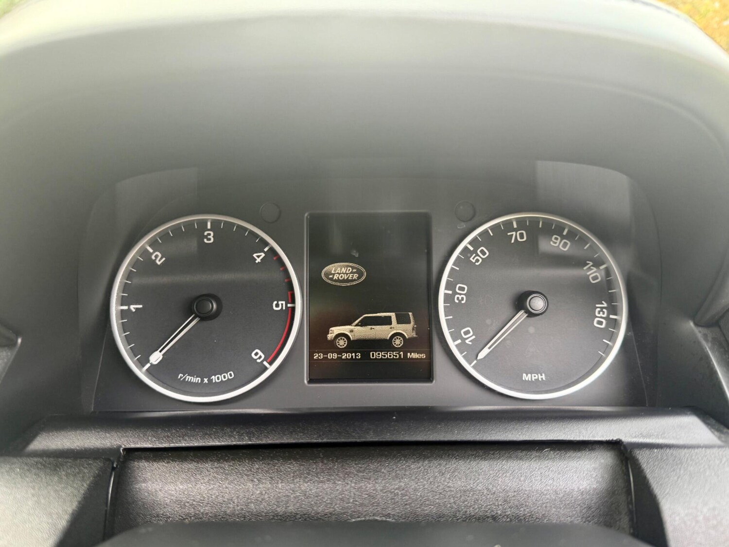 Used Land Rover Discovery 4 2015 for sale - 75782157: Photo 33