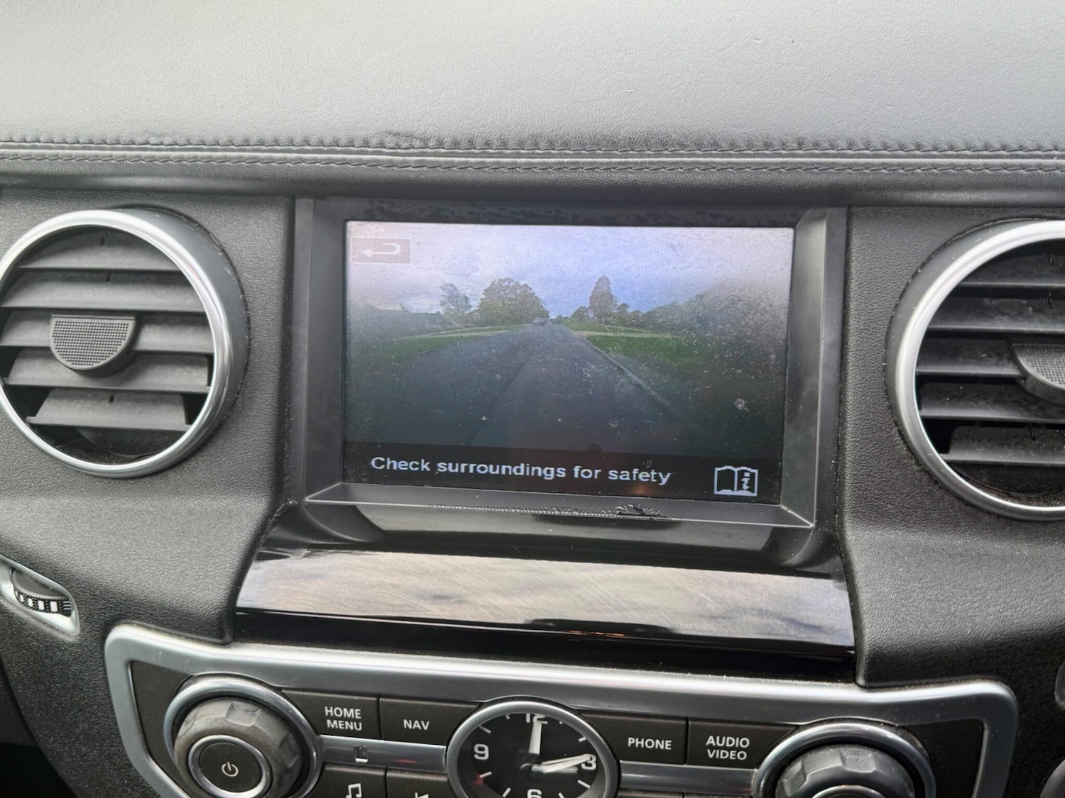 Used Land Rover Discovery 4 2015 for sale - 75782157: Photo 37