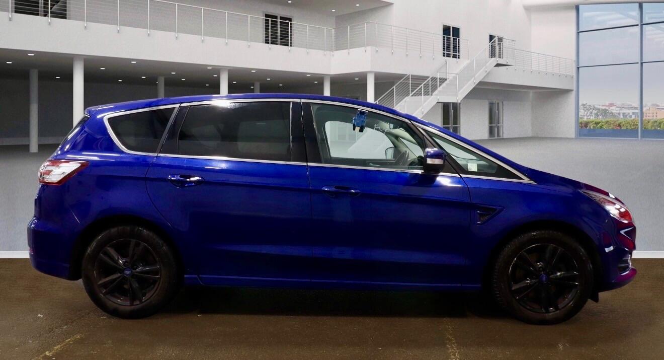 Used Ford S-Max 2017 for sale - 77242284: Photo 5