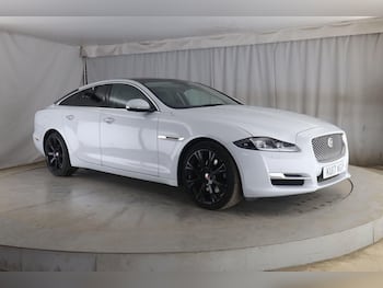 Used Jaguar XJ 2017 for sale - 79645198: Photo