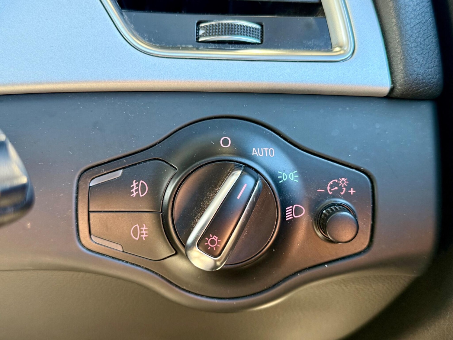 Used Audi A4 Allroad 2015 for sale - 77066953: Photo 31