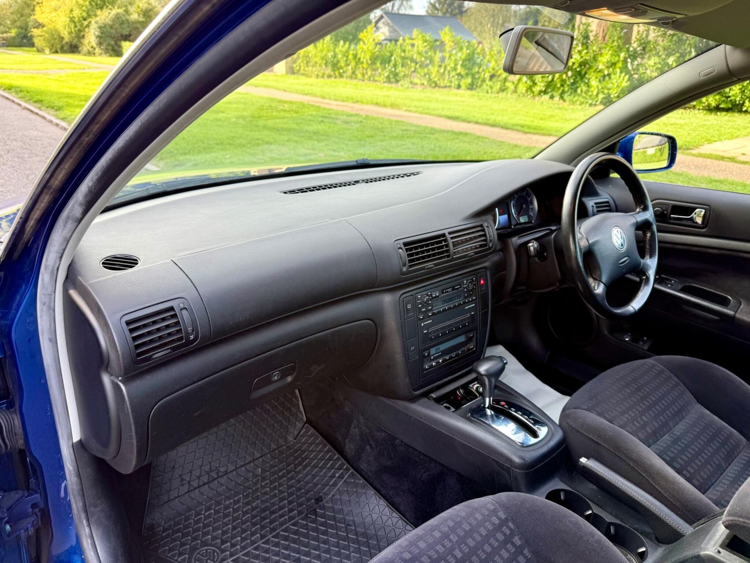 Used Volkswagen Passat 2003 for sale - 75857999: Photo 33
